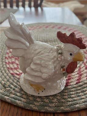 White Ceramic Hen Figurine with Red Comb - Decorative Bird Accent